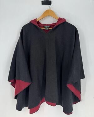 Bushwhacker Poncho In Charcoal Grey/Red Size Medium Cotton Blend